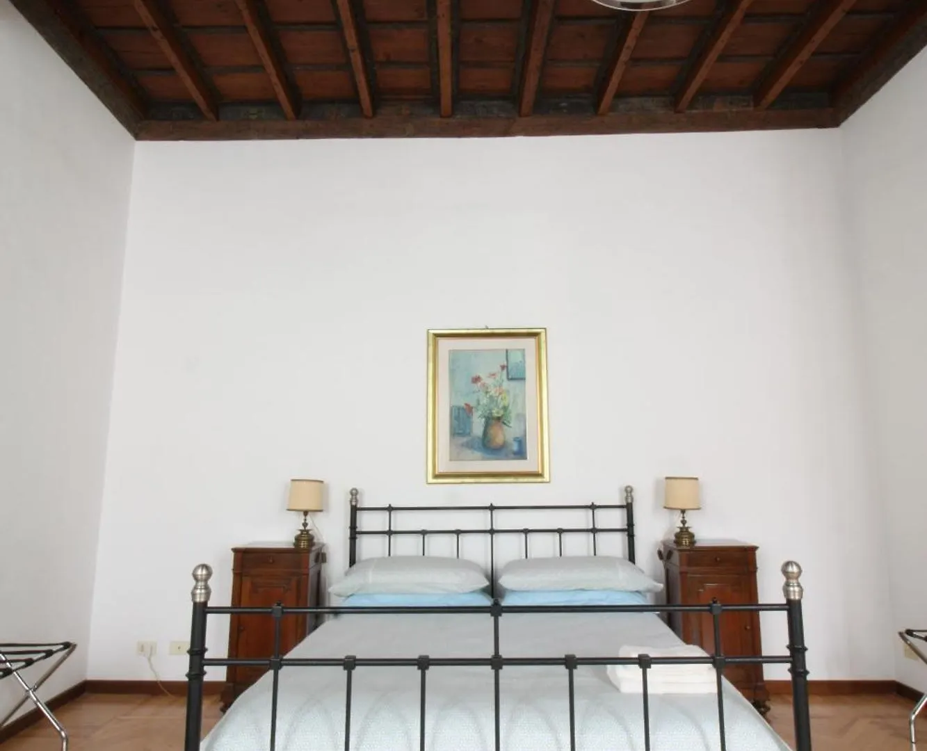 Apartamento Frescobaldi Aparments! A Casa Di Francesco Ferrara Italia